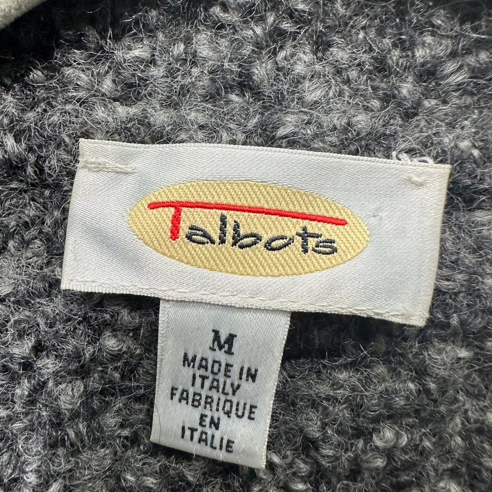 Talbots boucle button